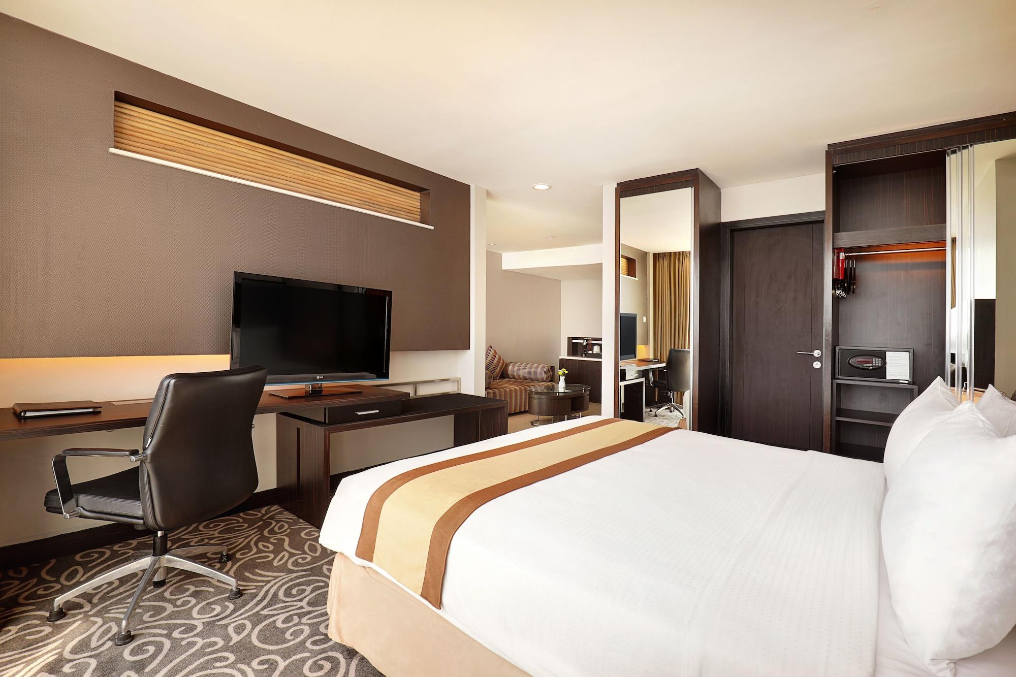 Swiss-Belhotel Balikpapan Экстерьер фото