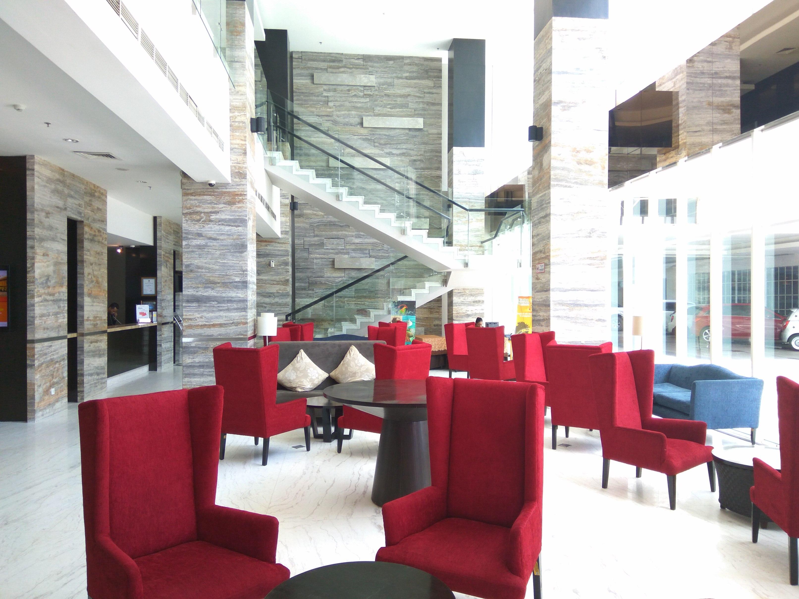 Swiss-Belhotel Balikpapan Экстерьер фото