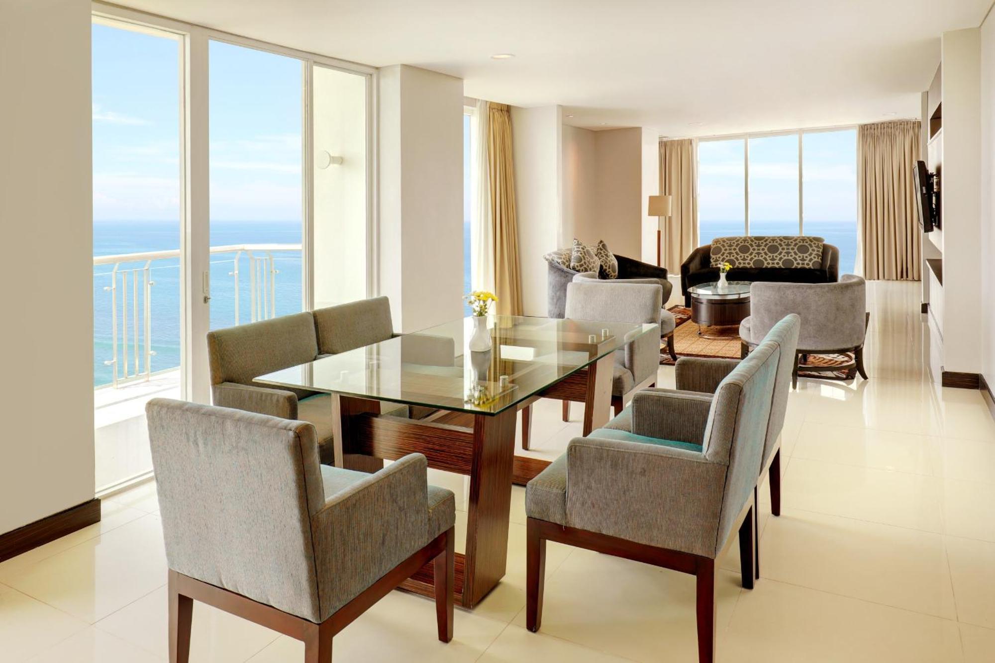 Swiss-Belhotel Balikpapan Экстерьер фото