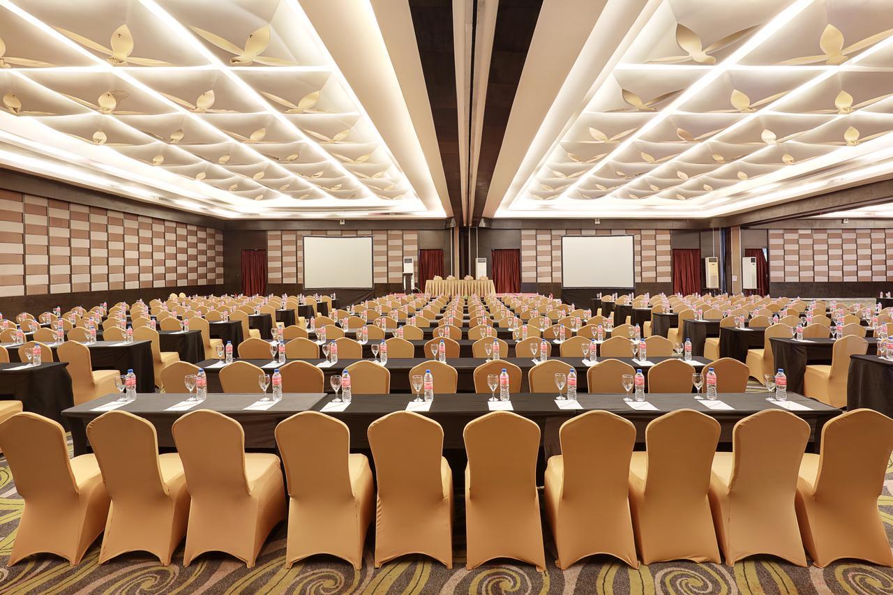 Swiss-Belhotel Balikpapan Экстерьер фото