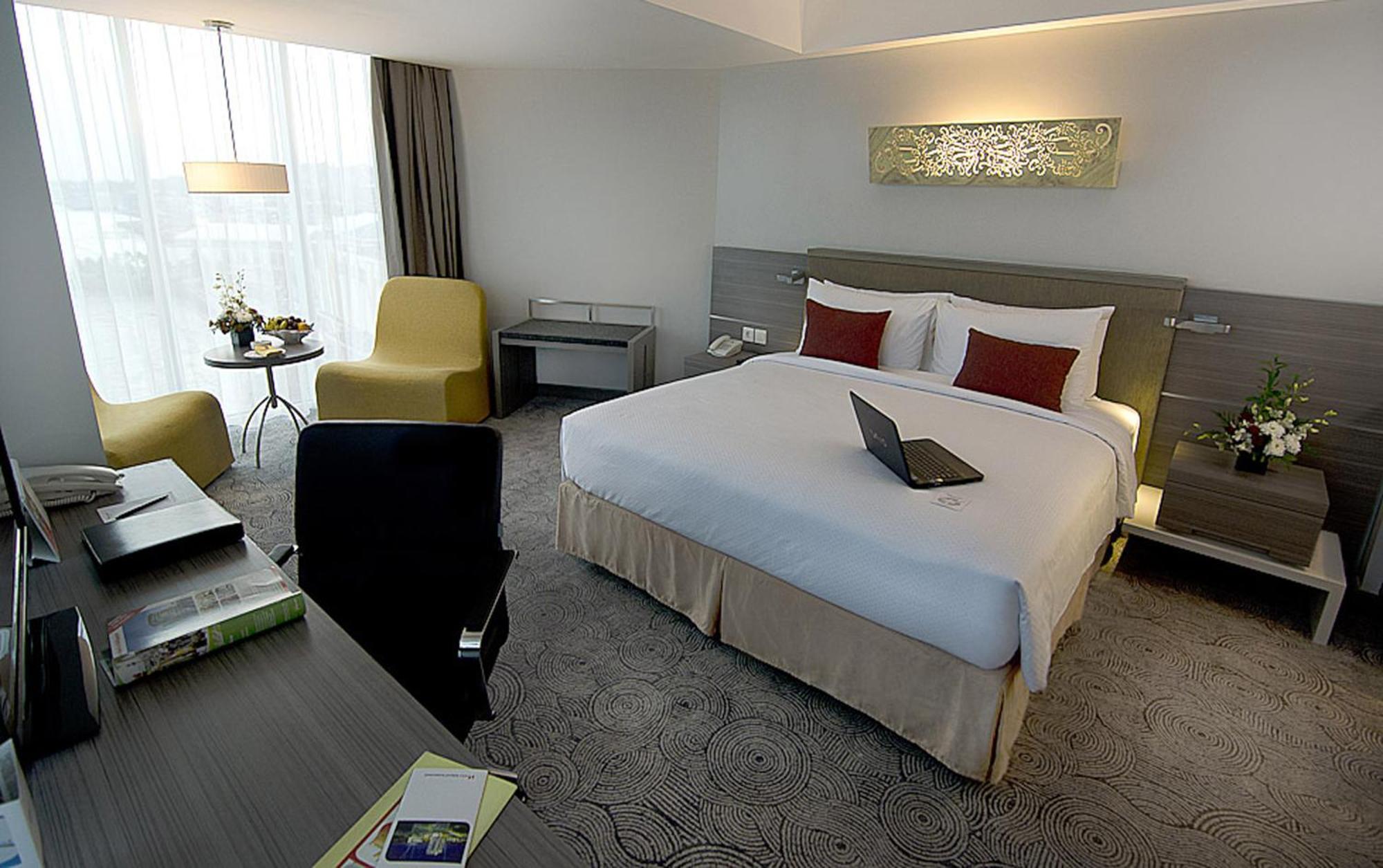 Swiss-Belhotel Balikpapan Экстерьер фото