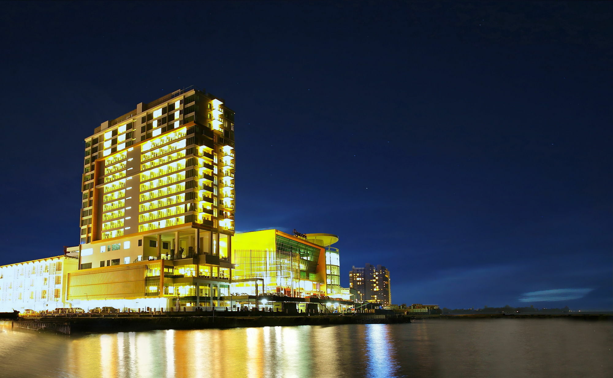 Swiss-Belhotel Balikpapan Экстерьер фото